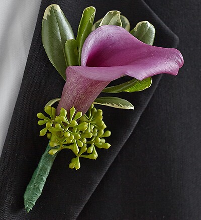 Purple Elegance Boutonniere